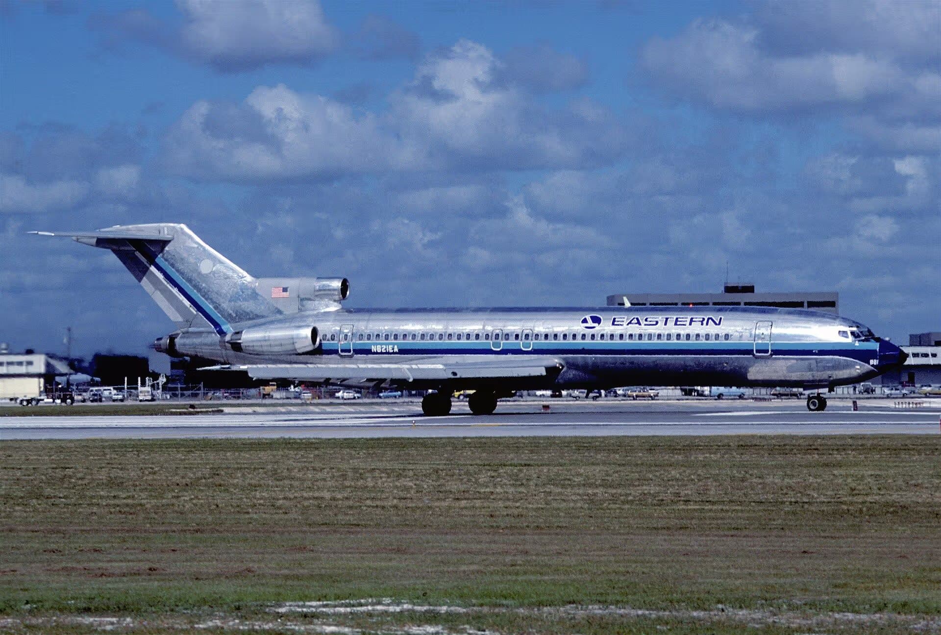 N821EA — Aircraft