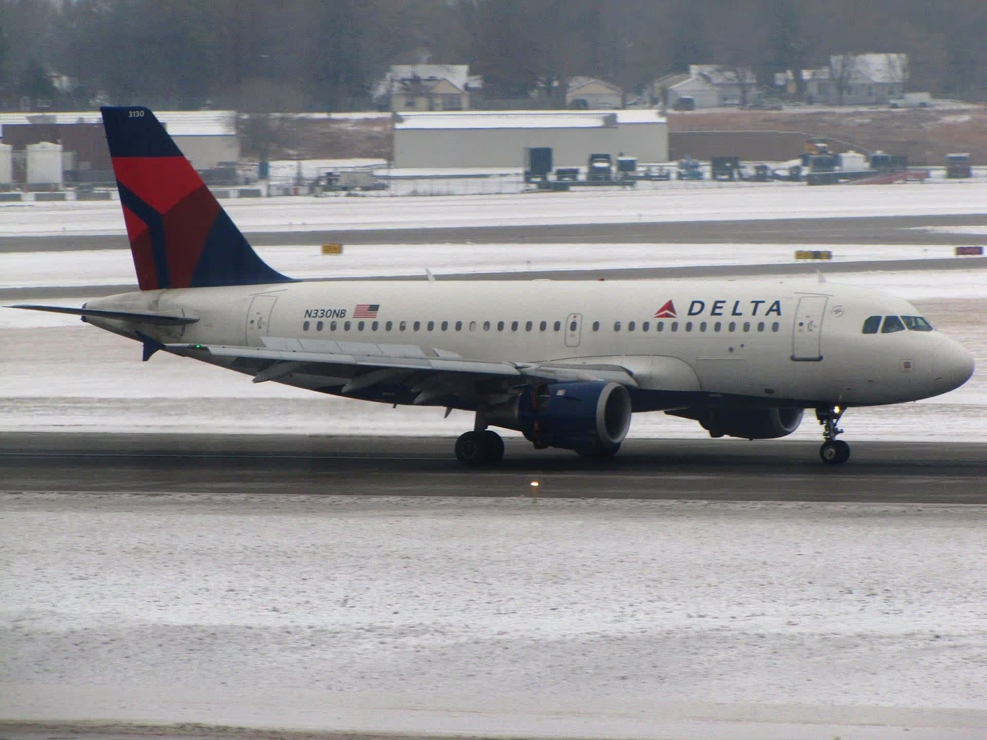 N330NB — Airbus