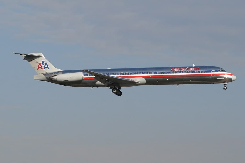 N76200 — Twin-engine aircraft