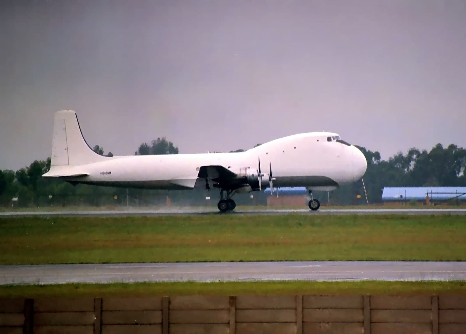 N5459M — Twin-engine aircraft