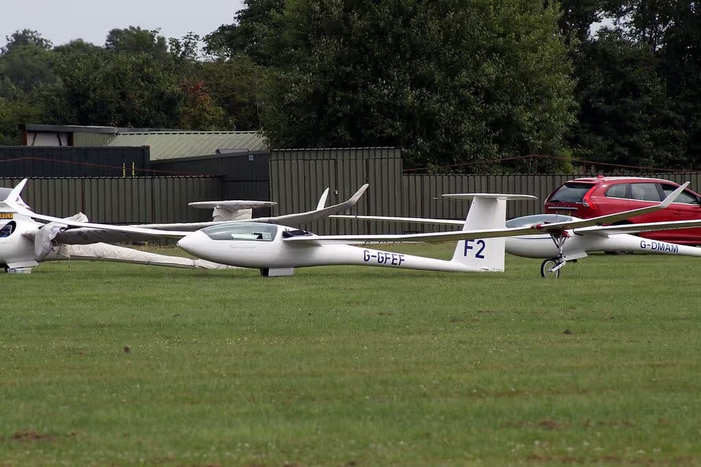 G-GFEF — Glider