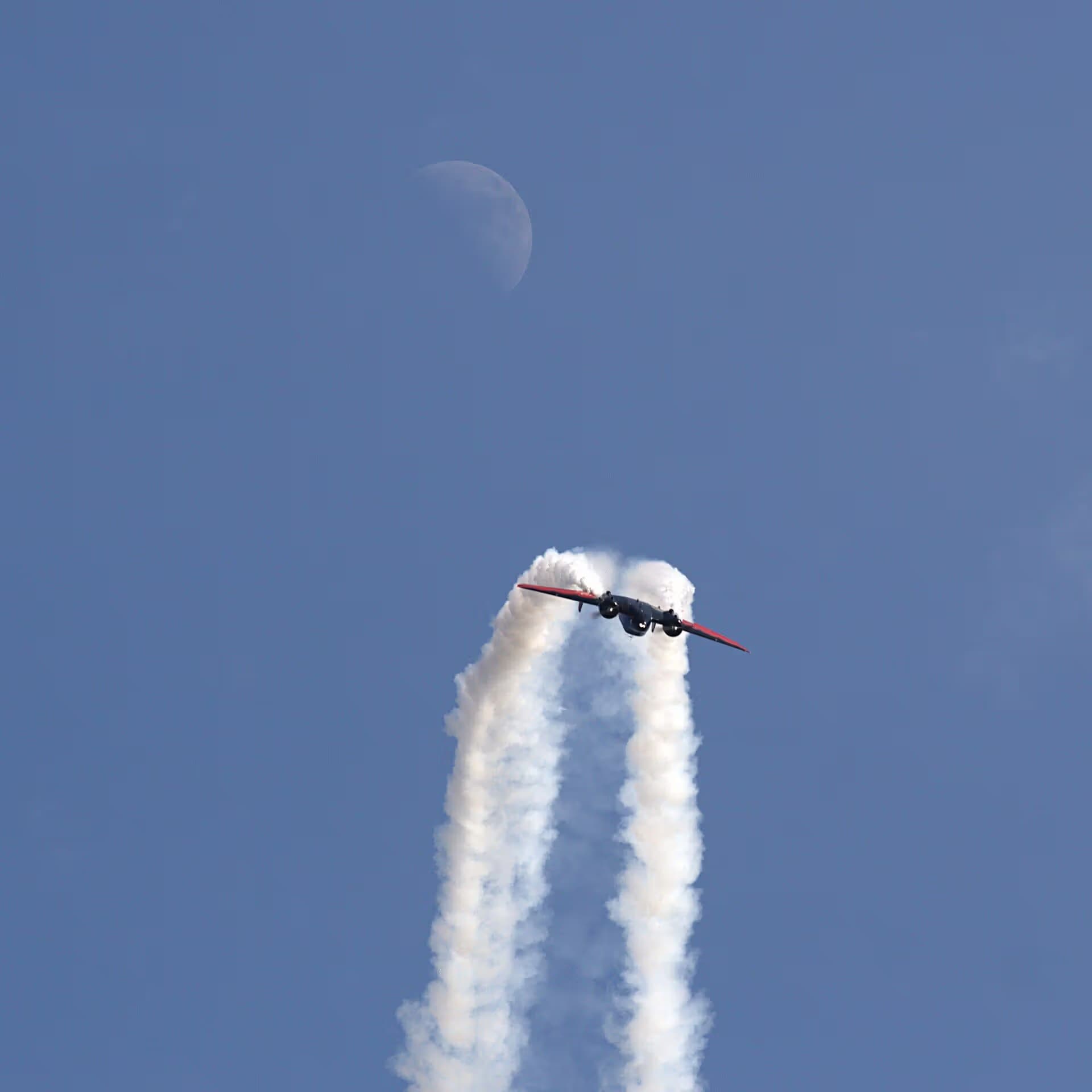 N9109R — Twin-engine aircraft