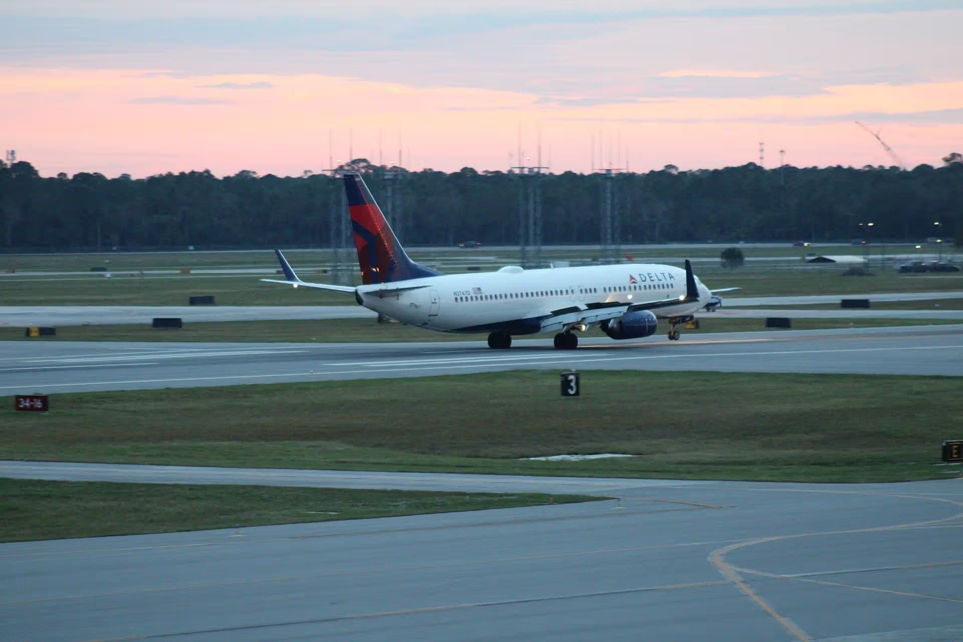 N3747D — Boeing