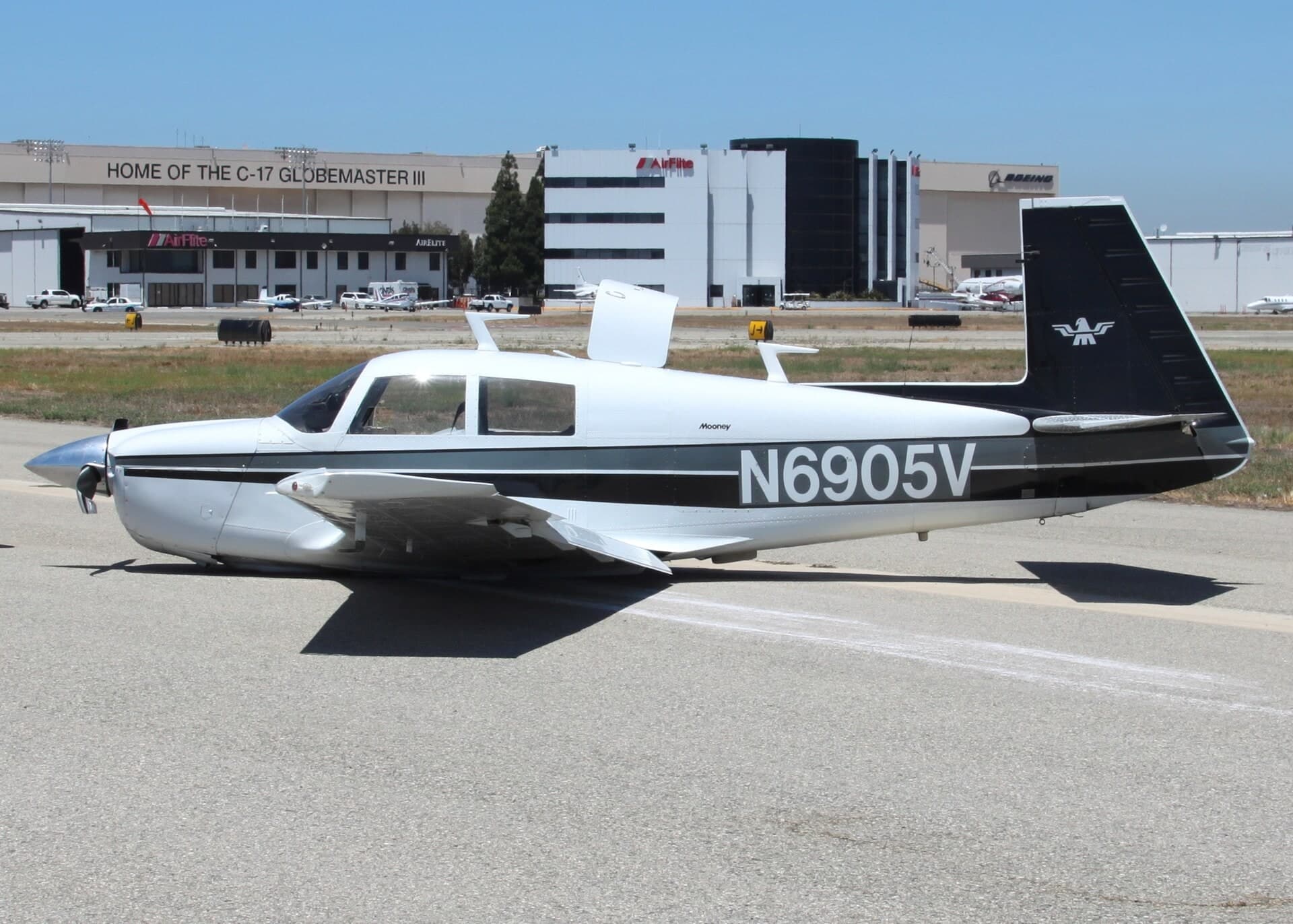 N6905V — Mooney