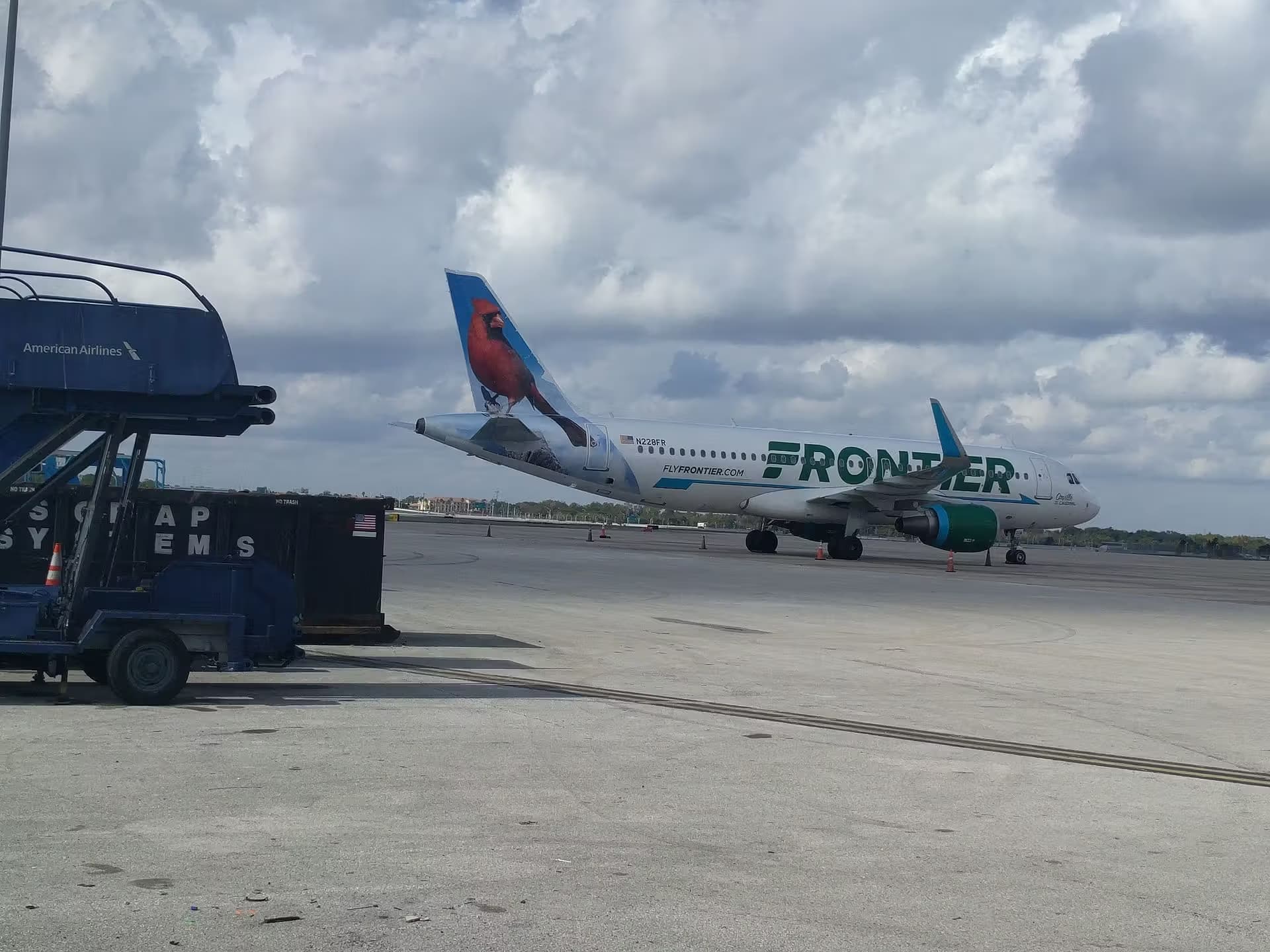 N228FR — Airbus