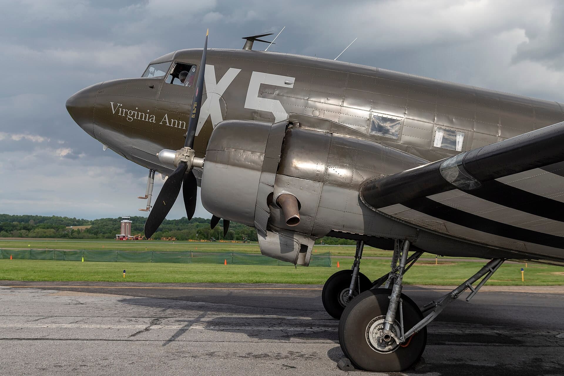N62CC — Douglas
