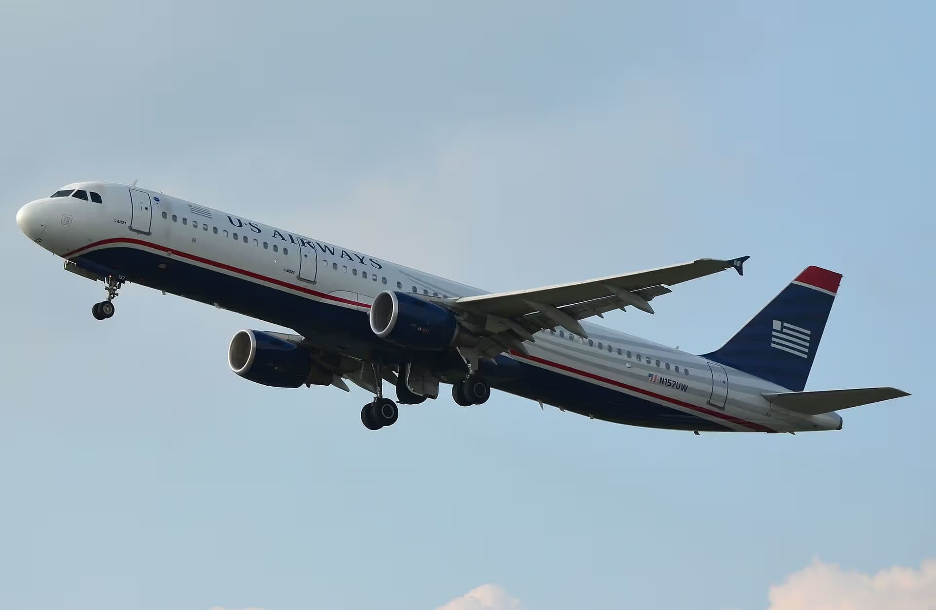 N157UW — Airbus