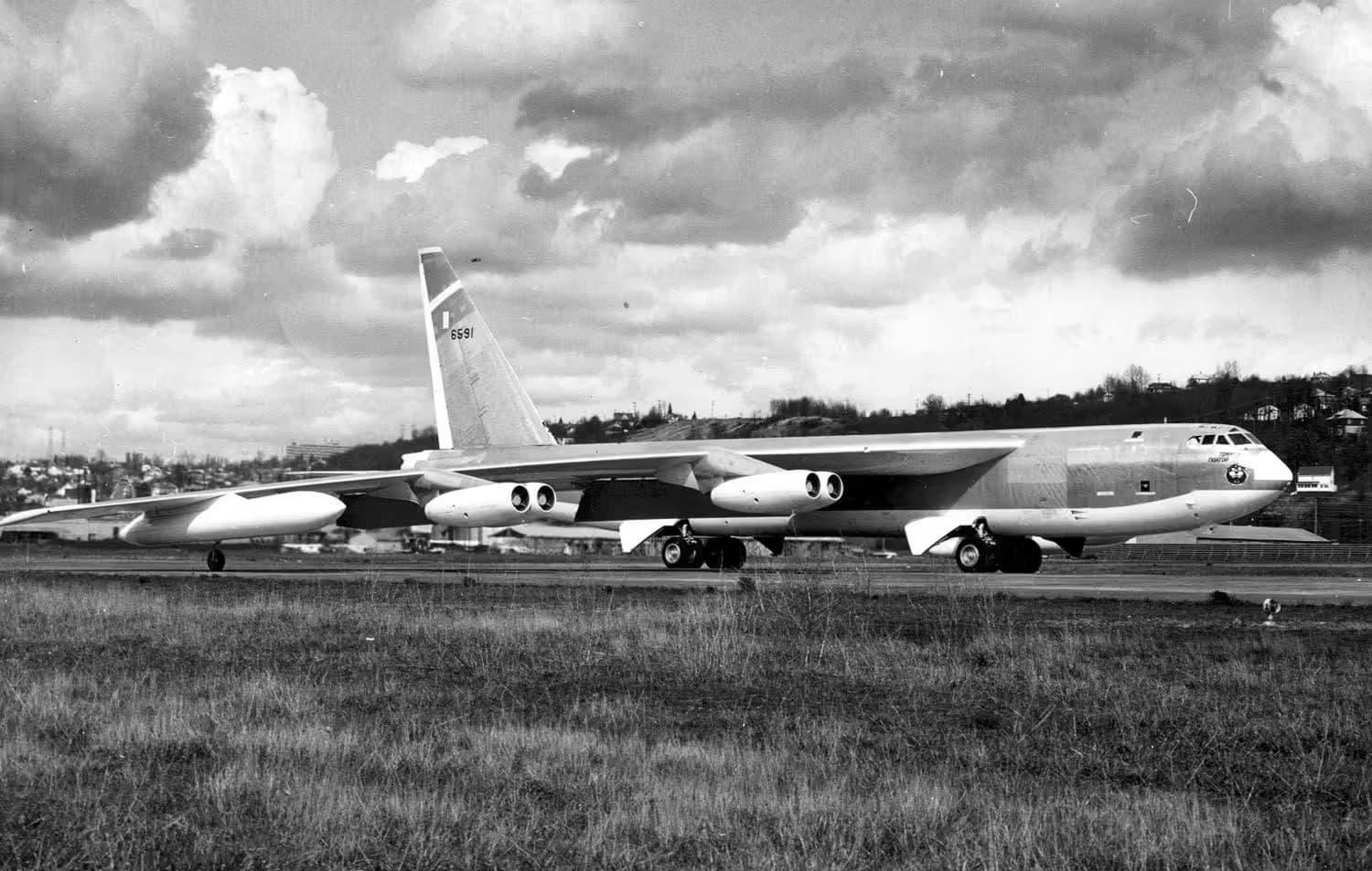 Unidentified — Boeing