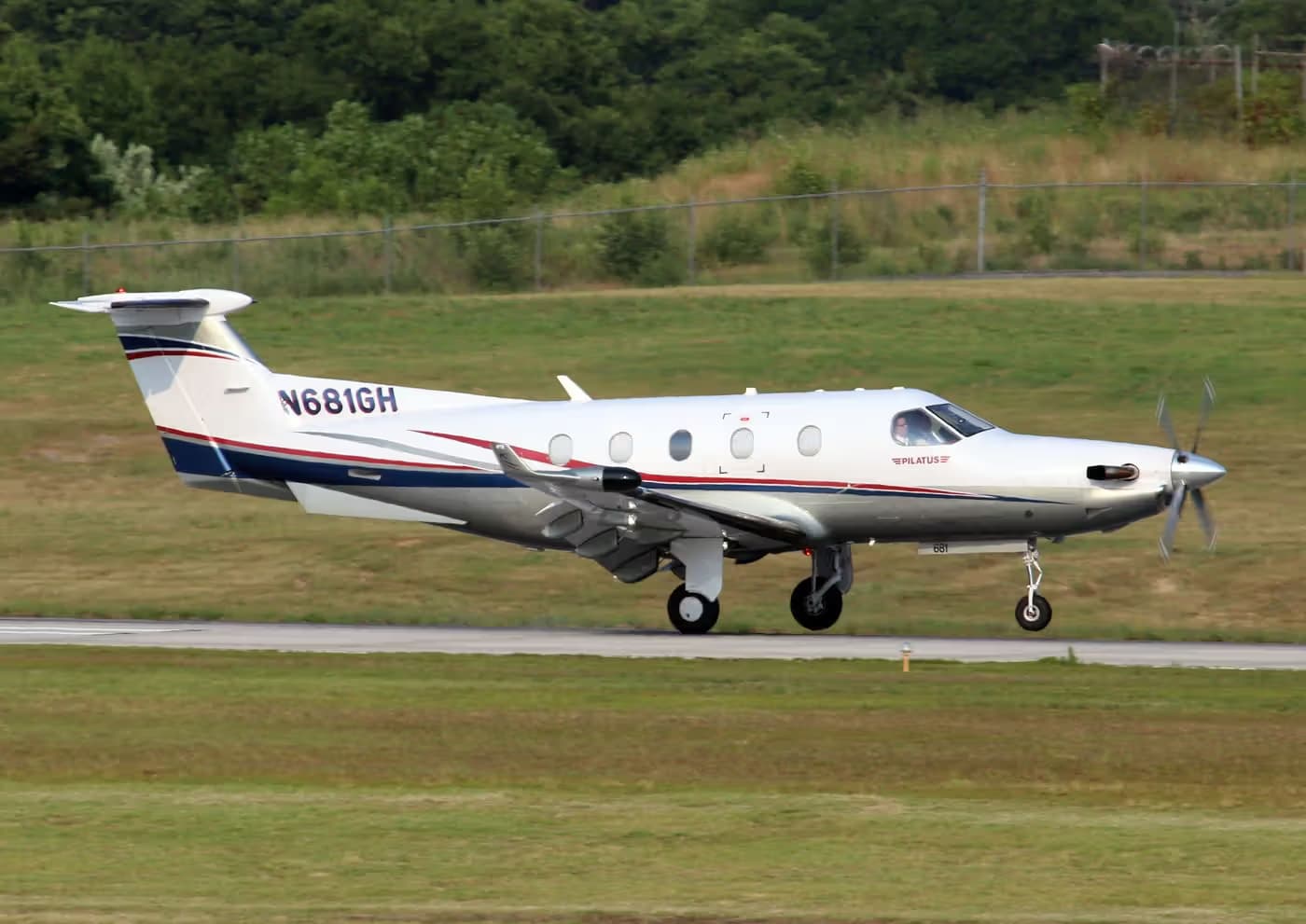 N681GH — Pilatus