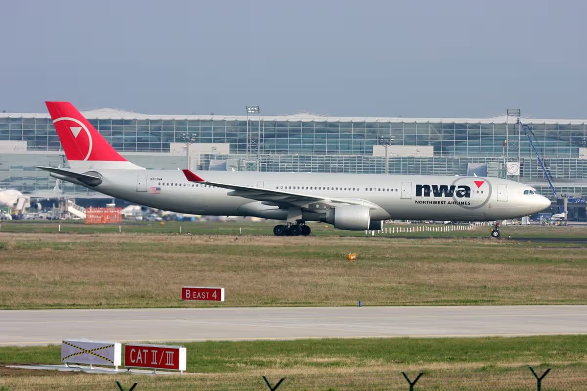 N809NW — Airbus