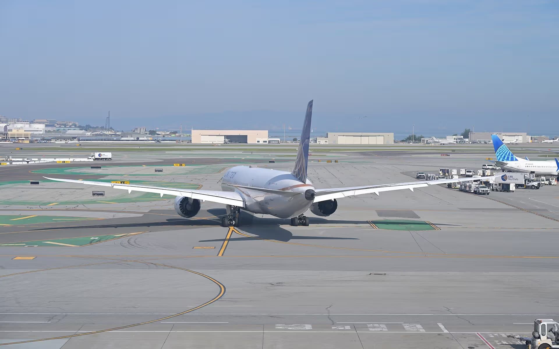 N17963 — Boeing