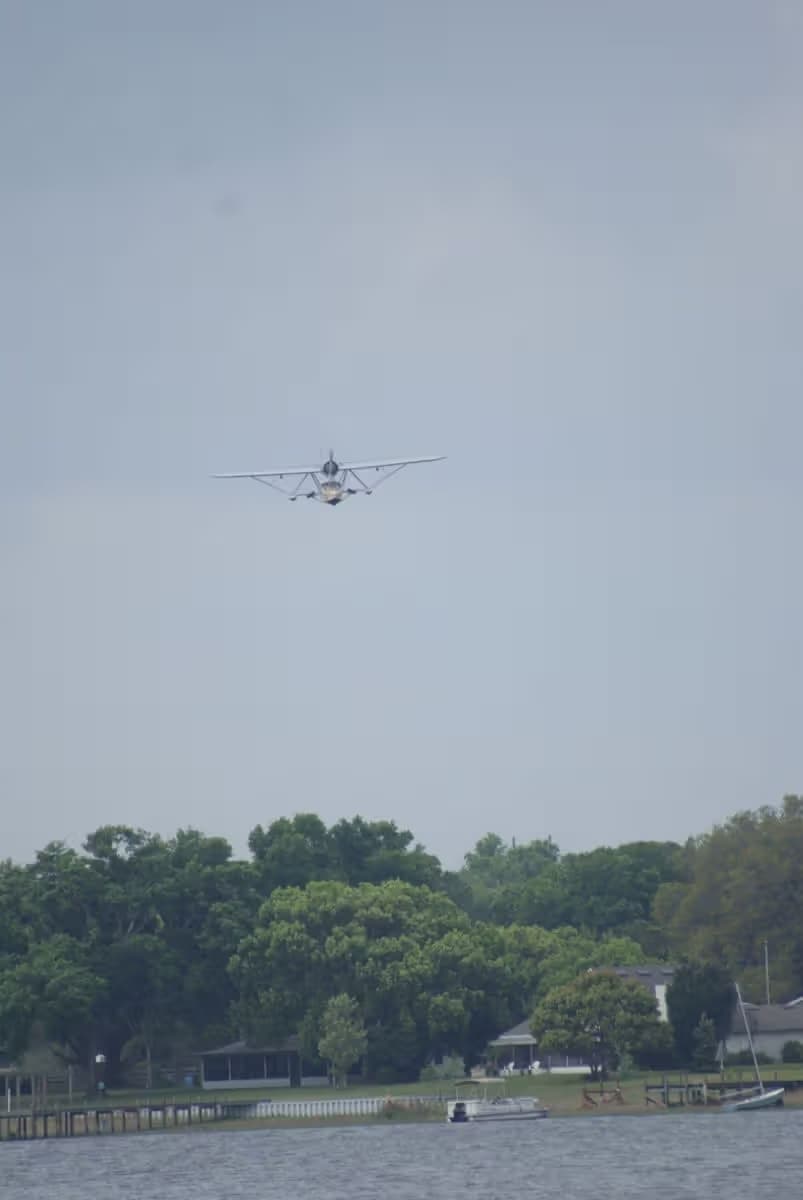 Unidentified — Aircraft