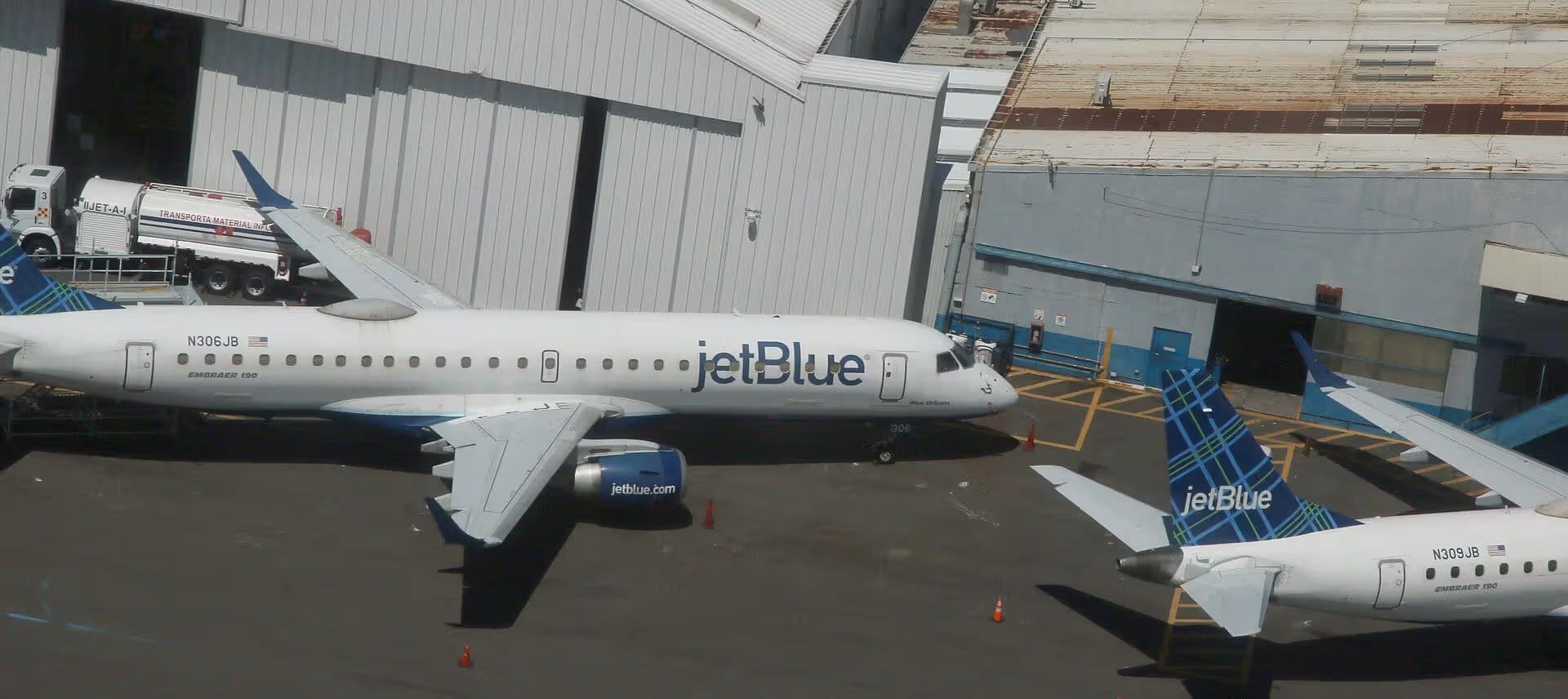 N306JB — Embraer