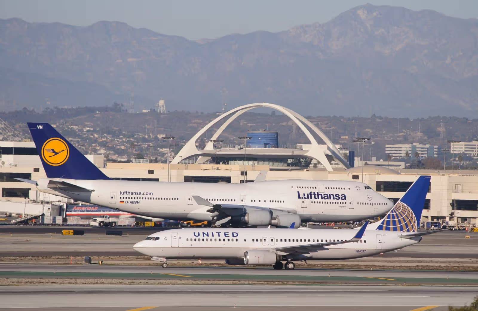 N16217 — Boeing