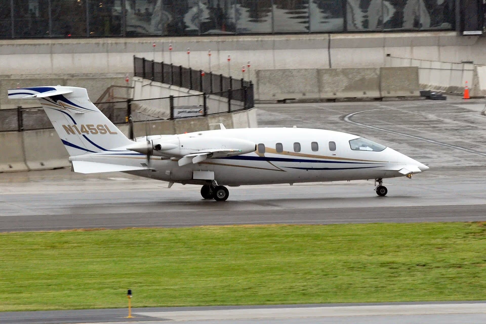 N145SL — Aircraft