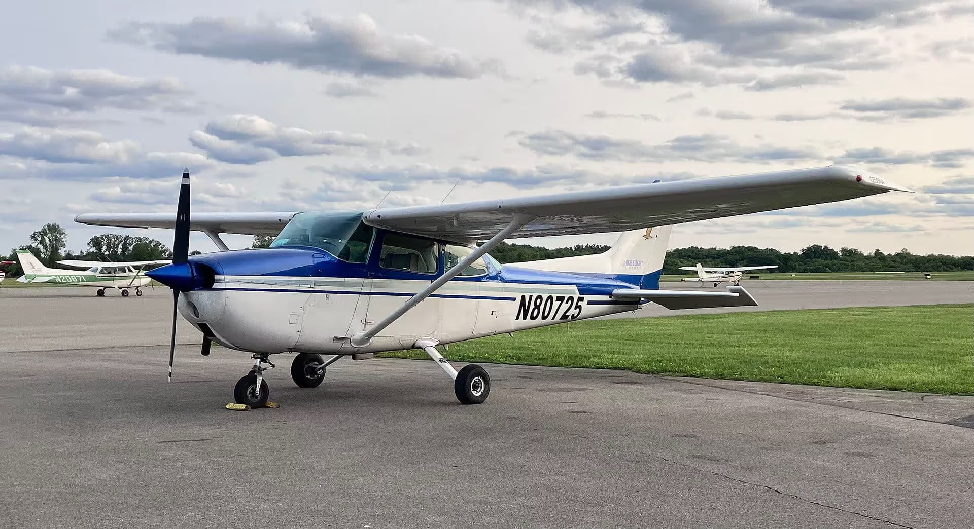 N80725 — Single-engine aircraft