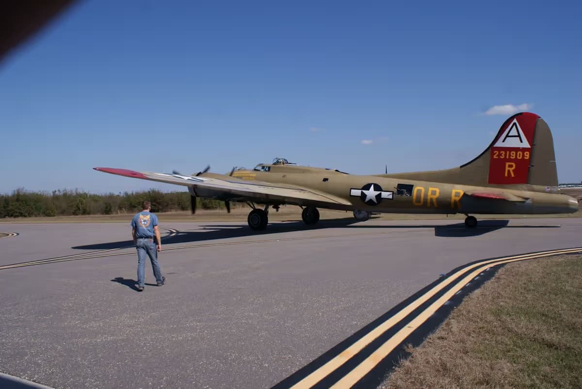 Unidentified — Aircraft