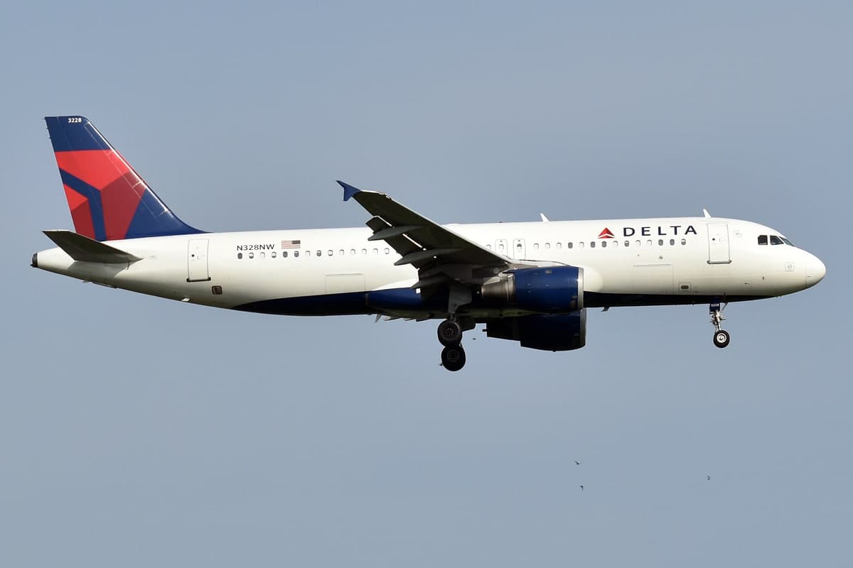 N328NW — Airbus