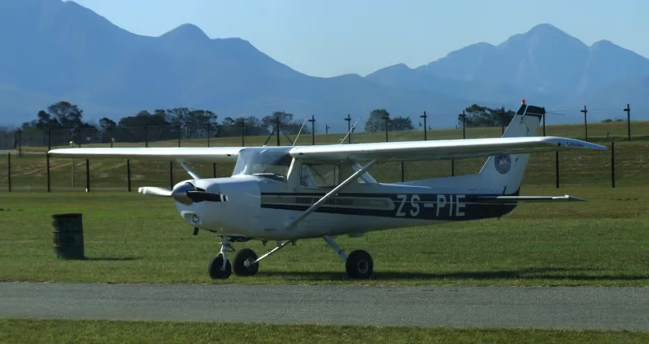 ZS-PIE — Single-engine aircraft