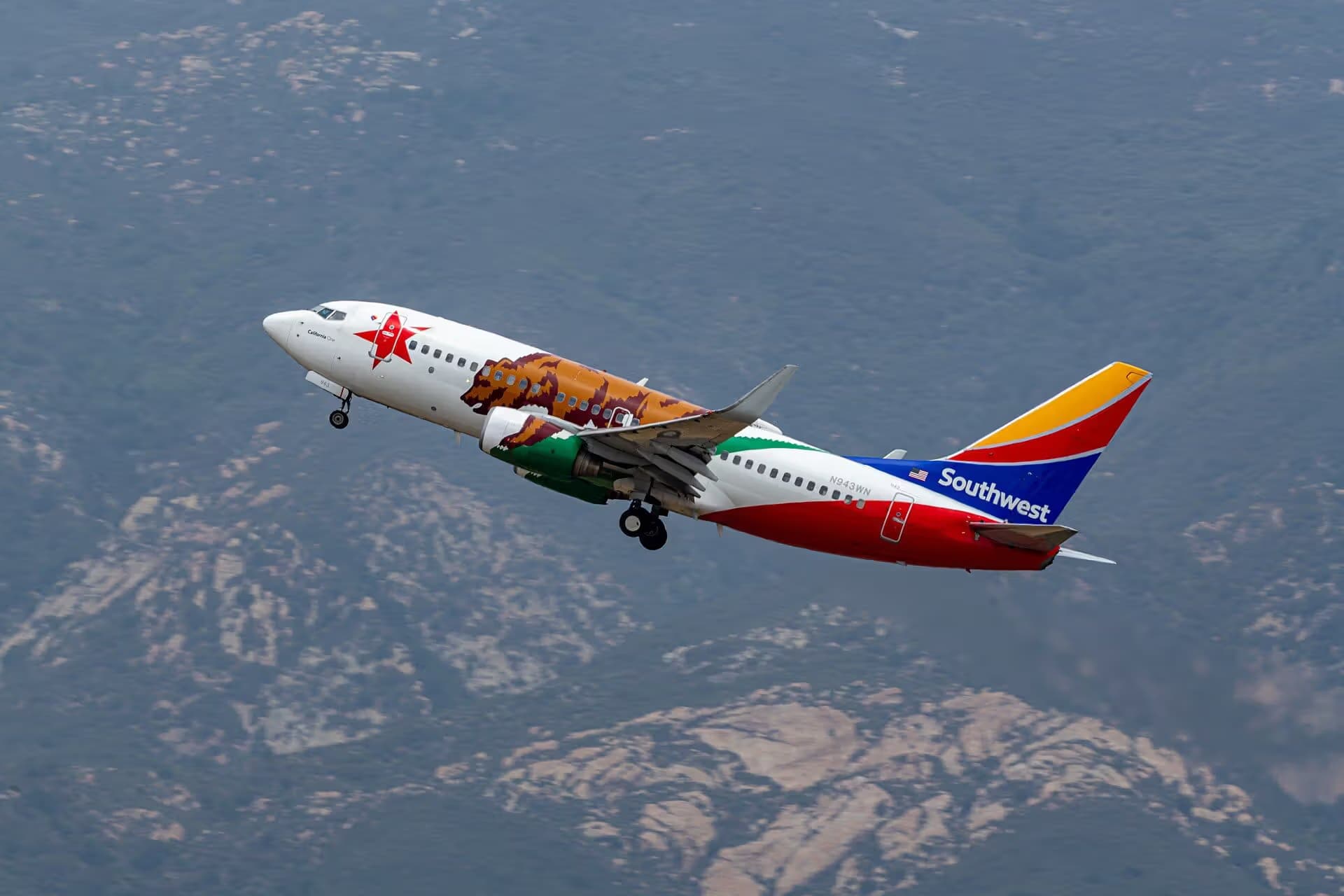 N943WN — Boeing