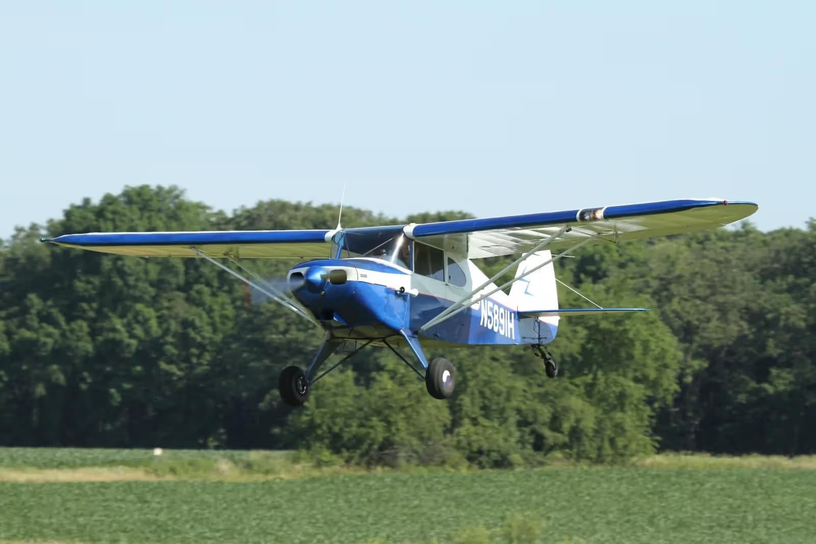 N5891H — Aircraft