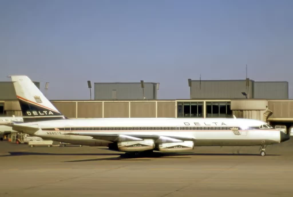 N8807E — Aircraft