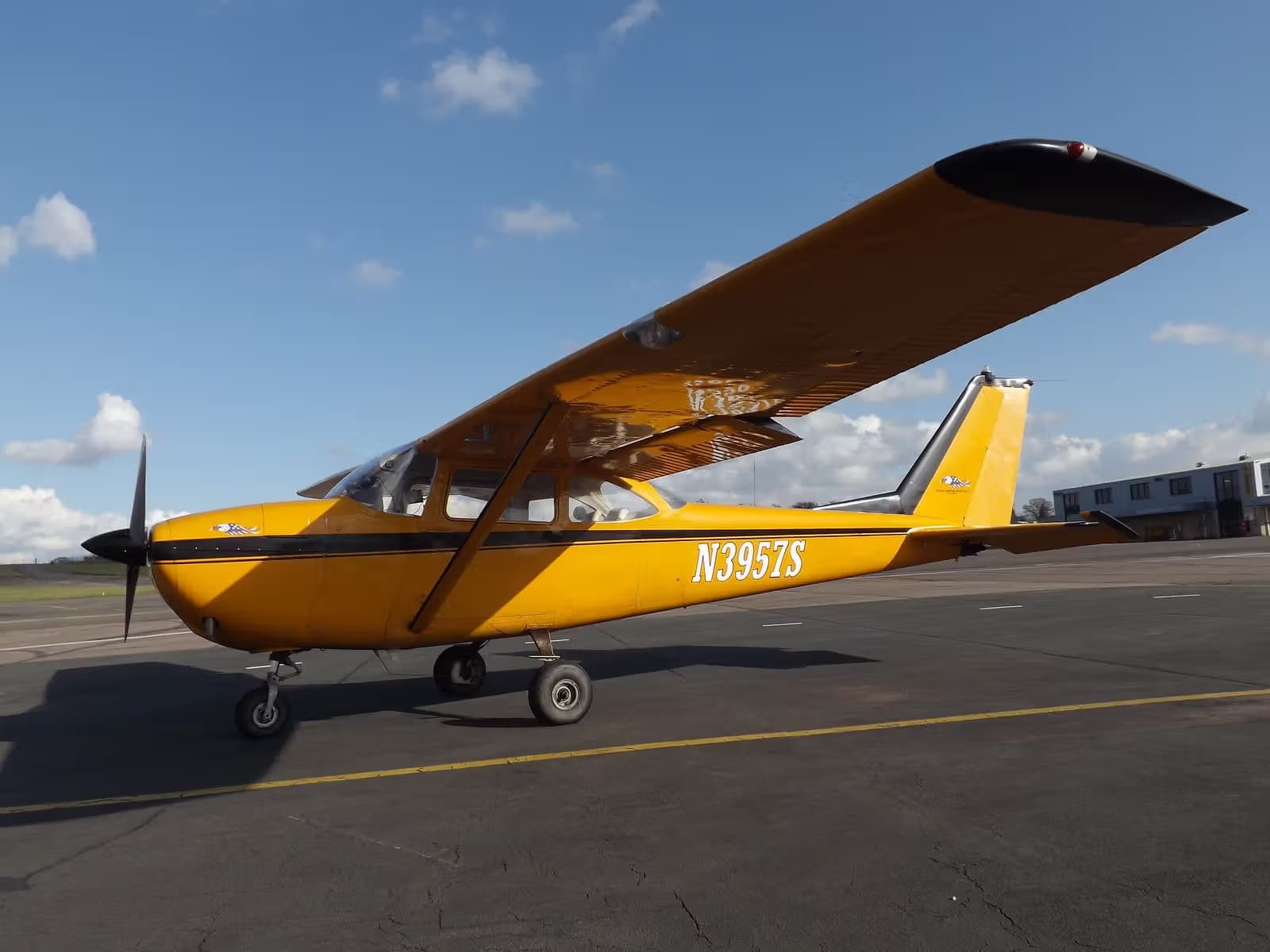 N3957S — Cessna