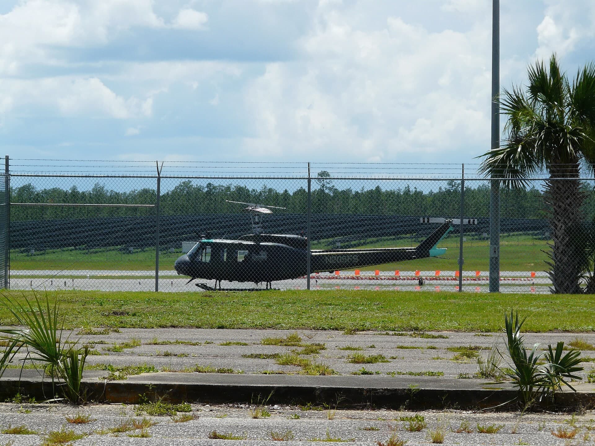 N205FS — Helicopter