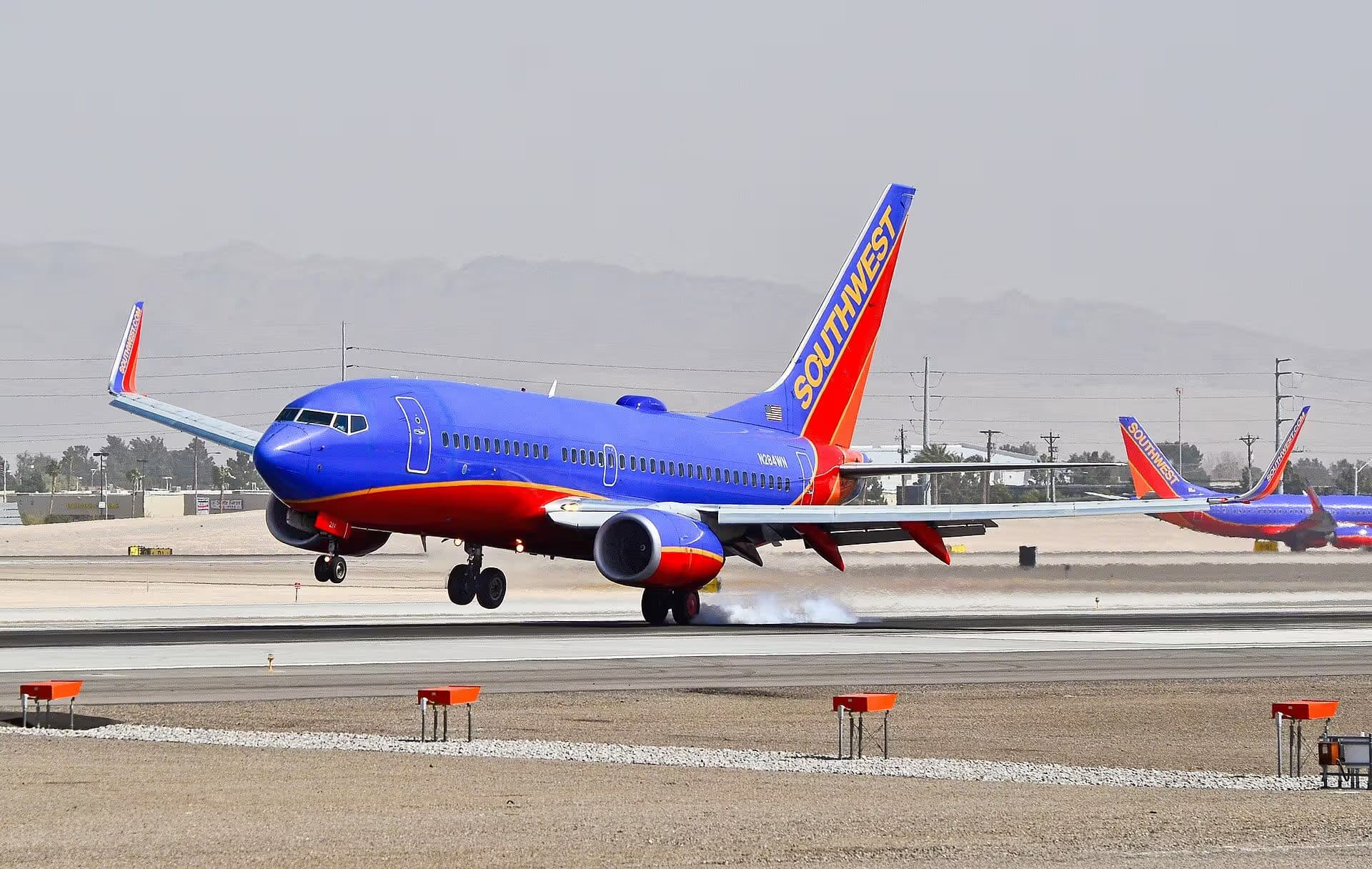 N284WN — Boeing