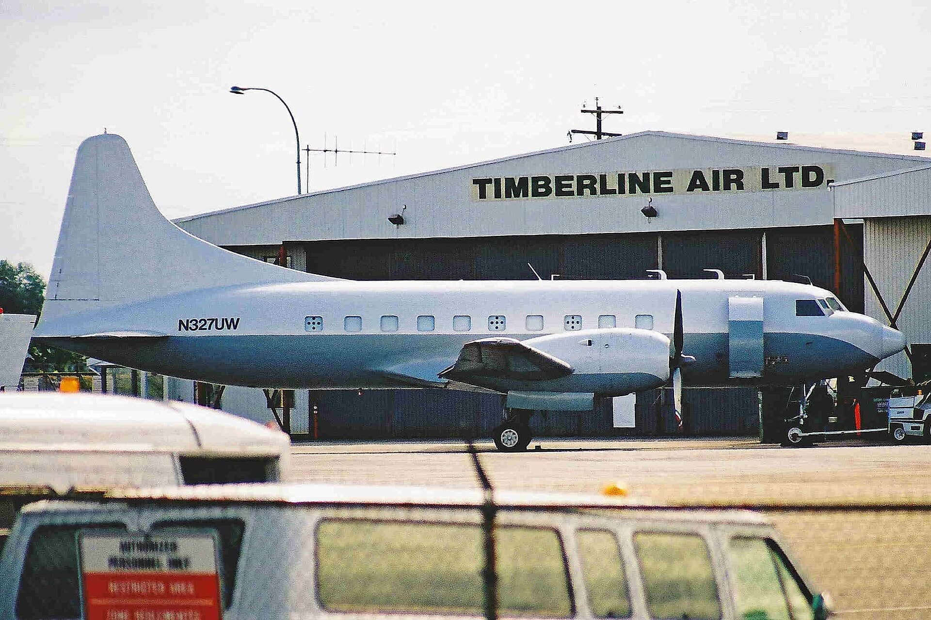 N327UW — Aircraft