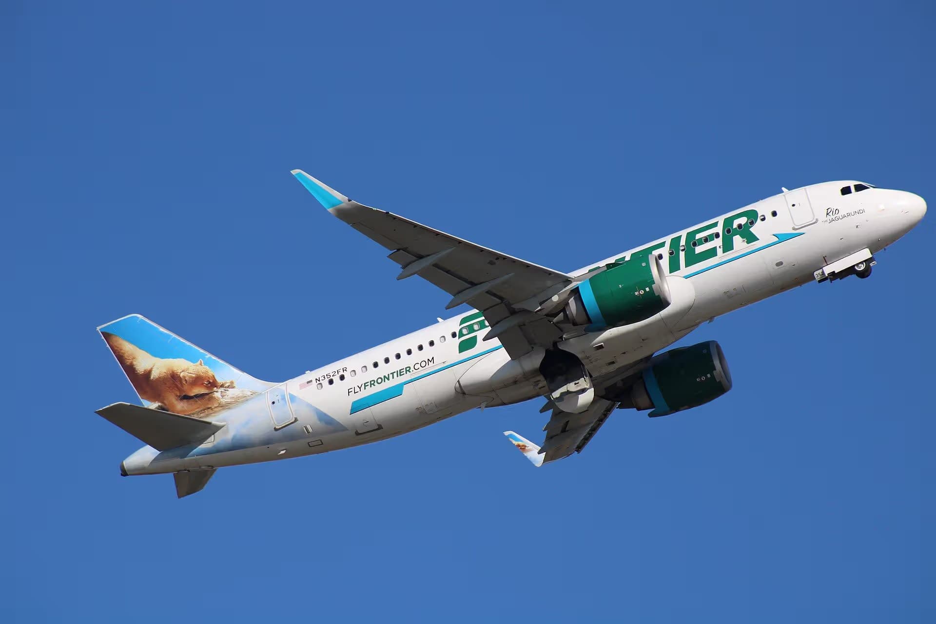 N352FR — Airbus