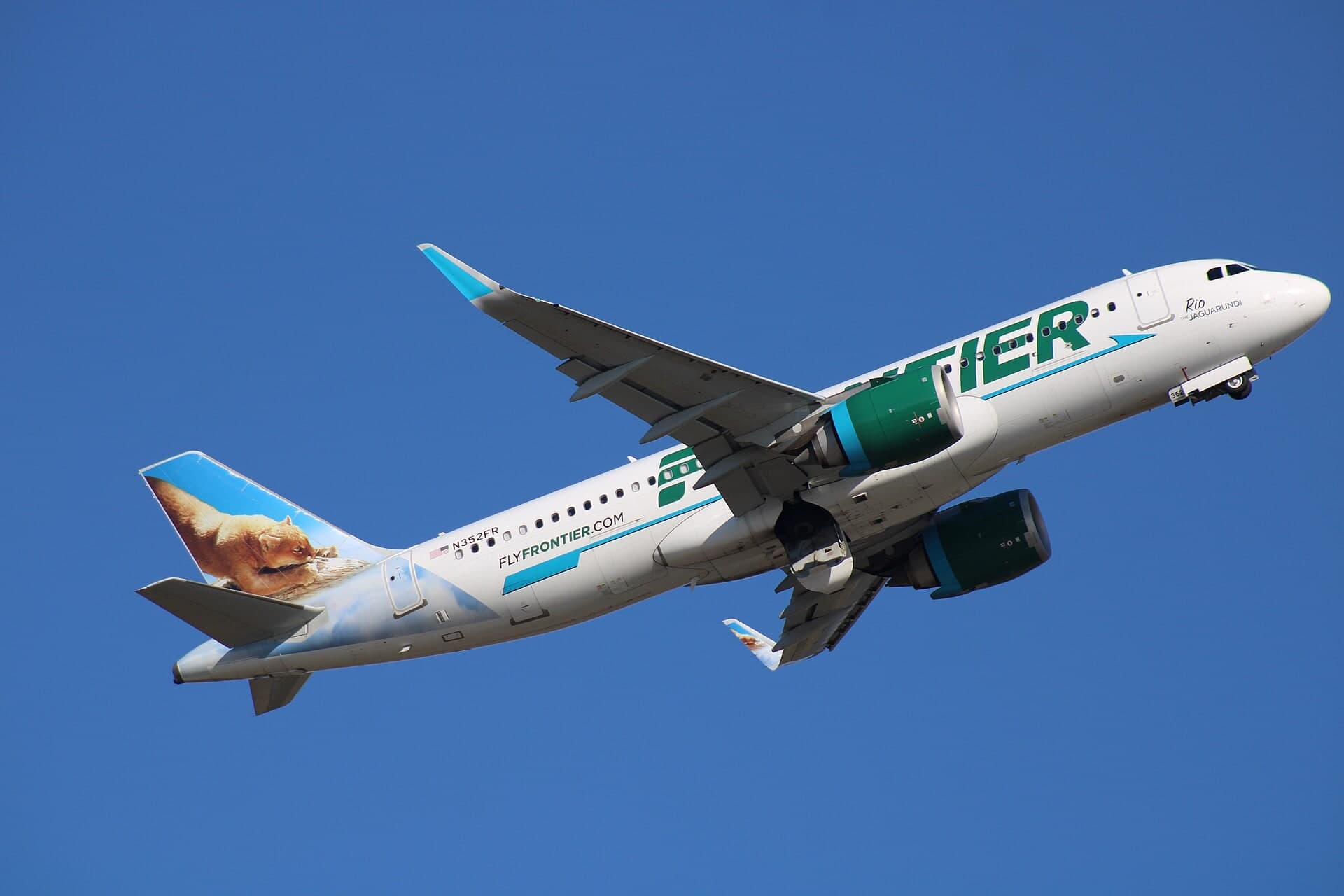 N352FR — Airbus