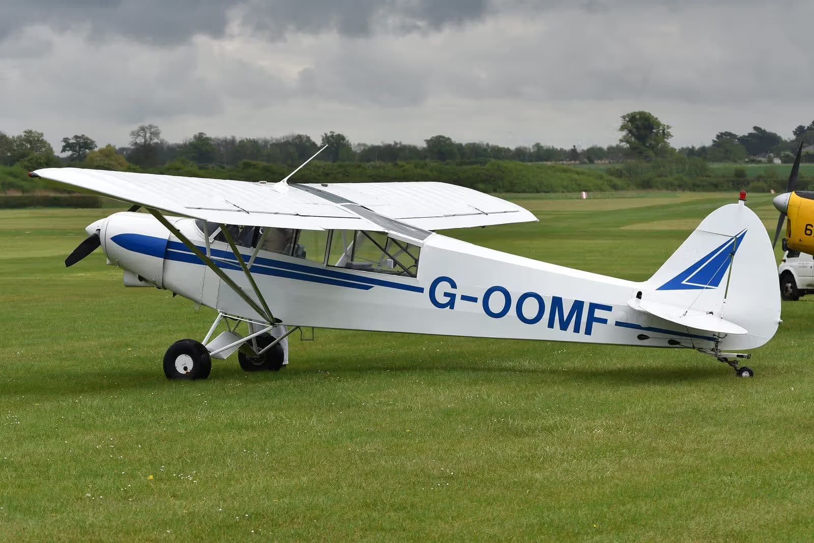 G-OOMF — Single-engine aircraft