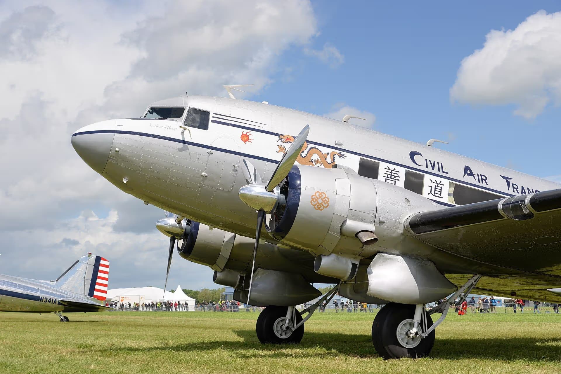 N8336C — Twin-engine aircraft