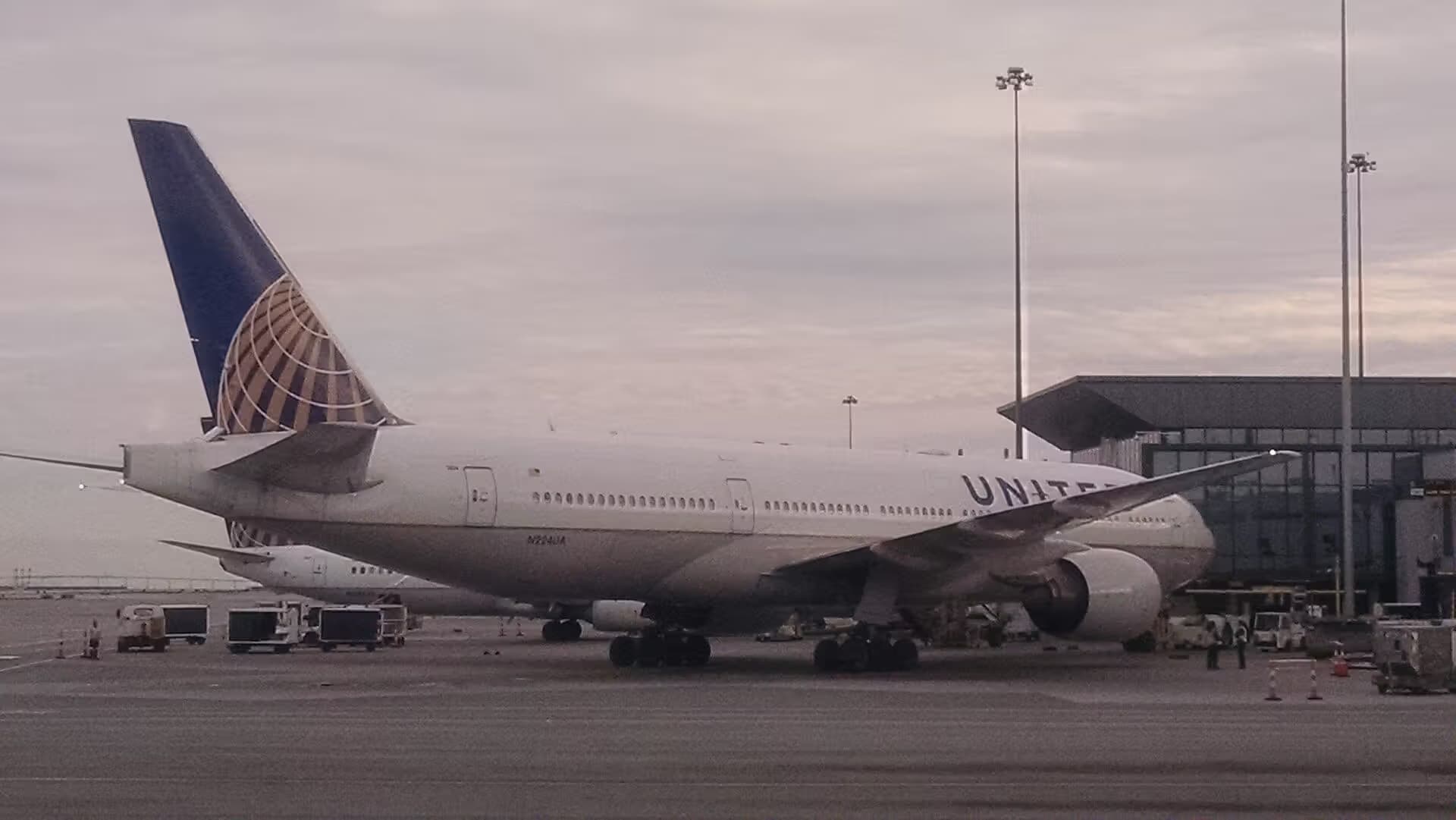 N224UA — Boeing