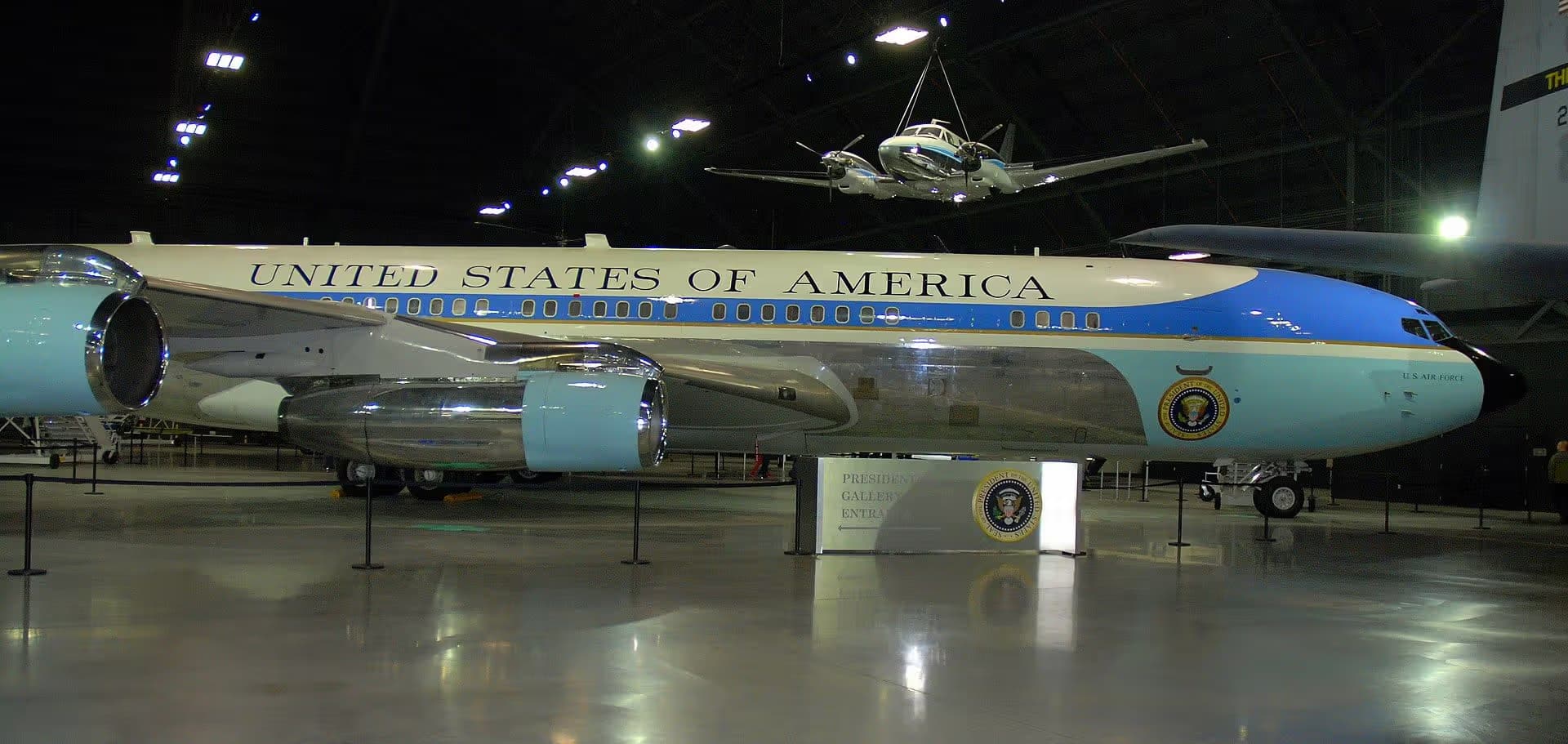 Unidentified — Aircraft