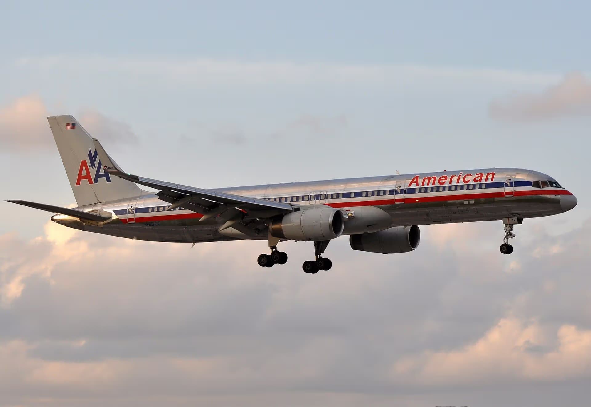 N196AA — Boeing