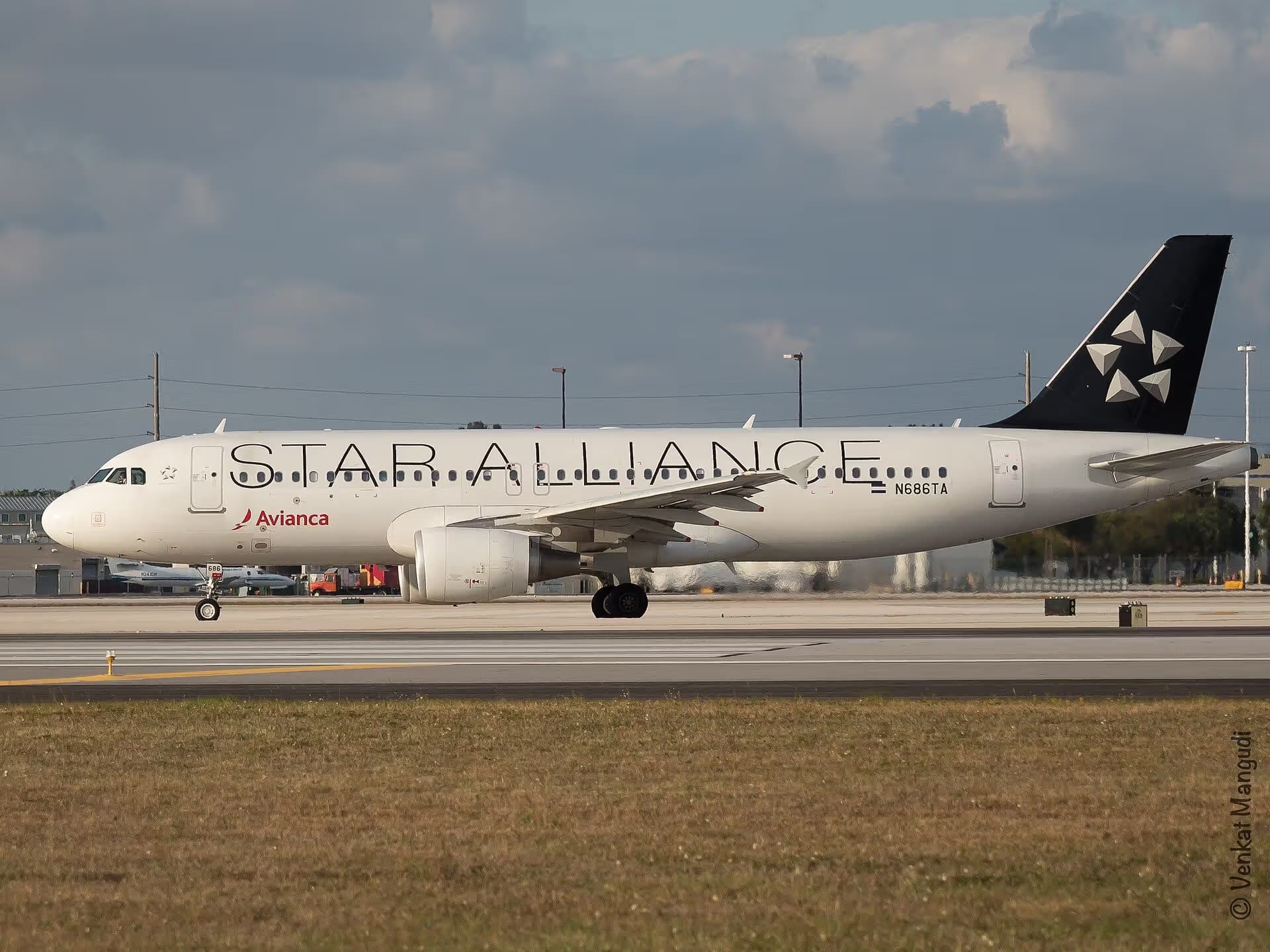 N686TA — Airbus