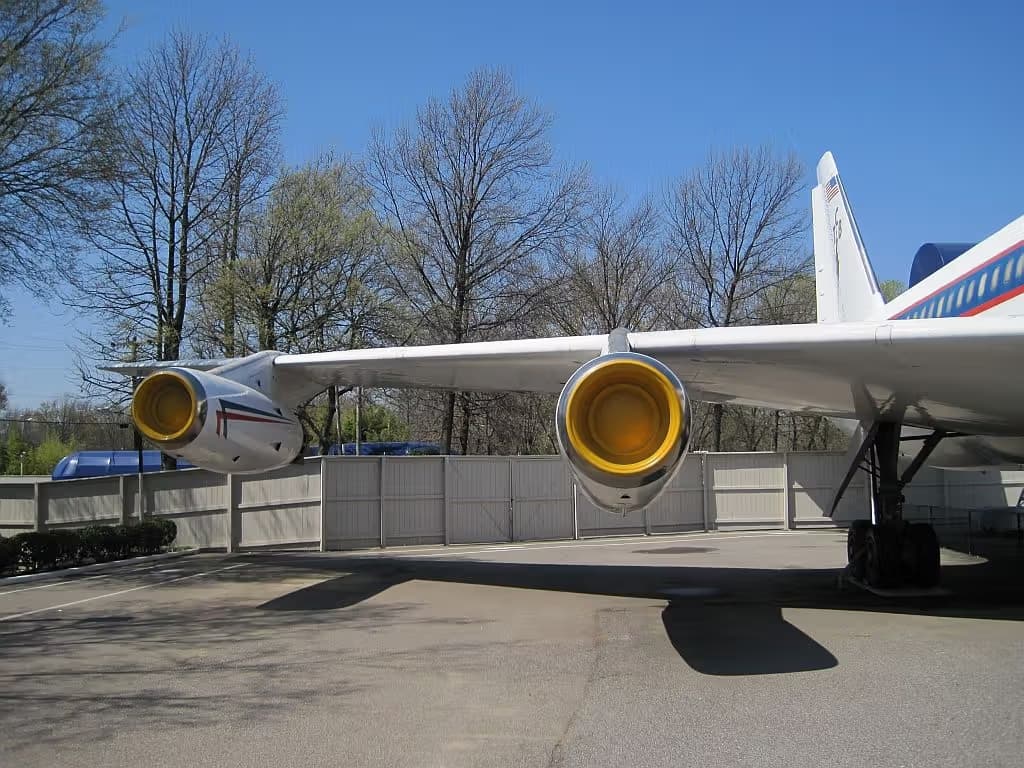 Unidentified — Aircraft
