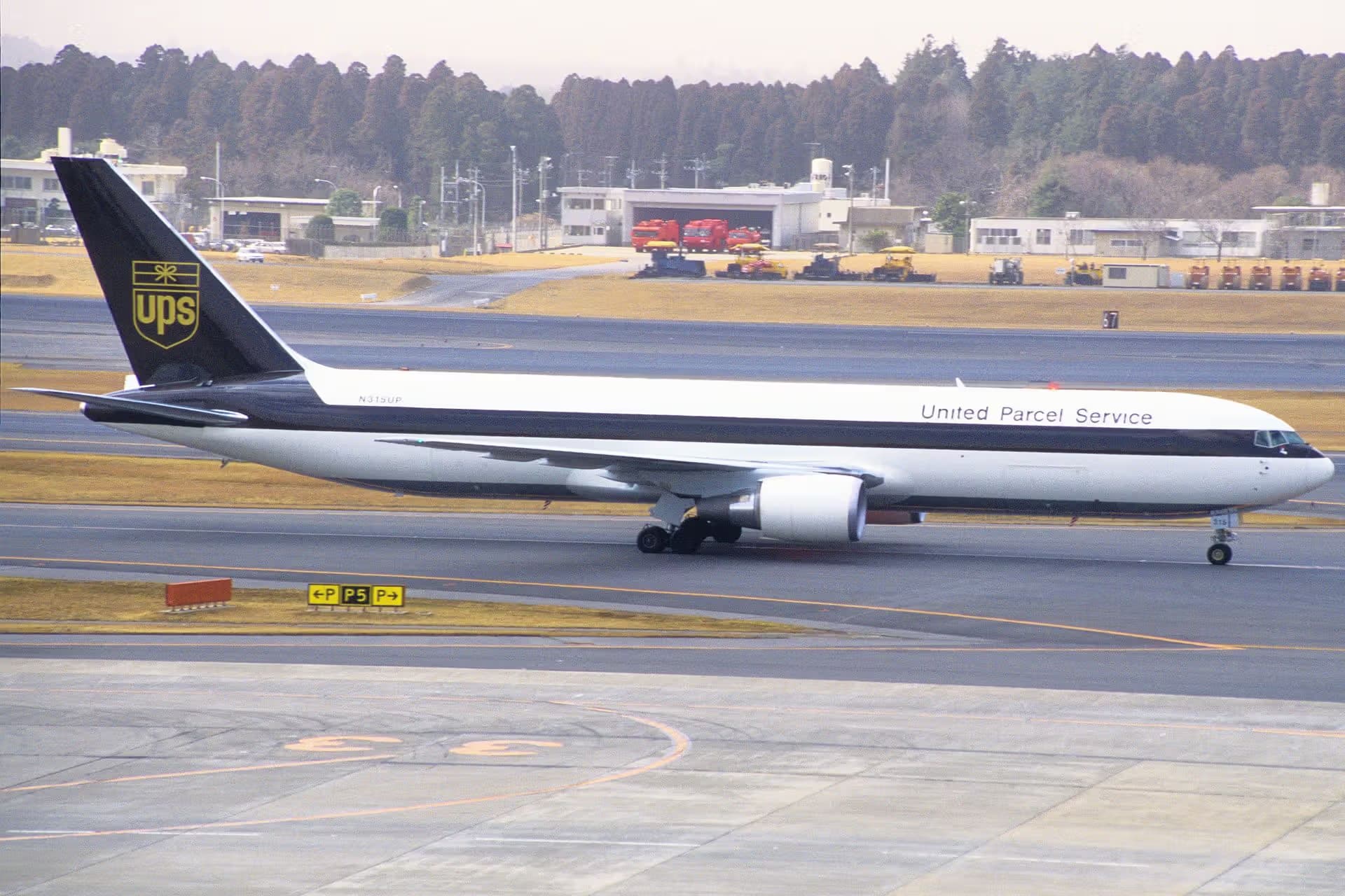 N315UP — Boeing