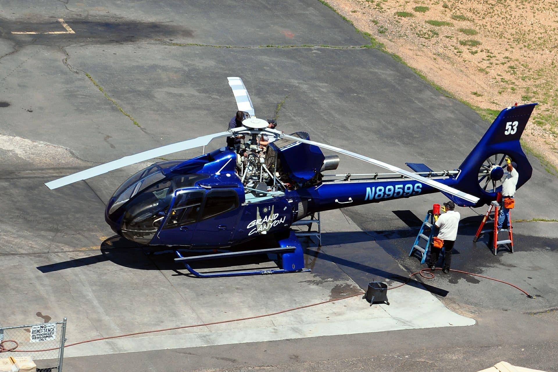 N8959S — Helicopter