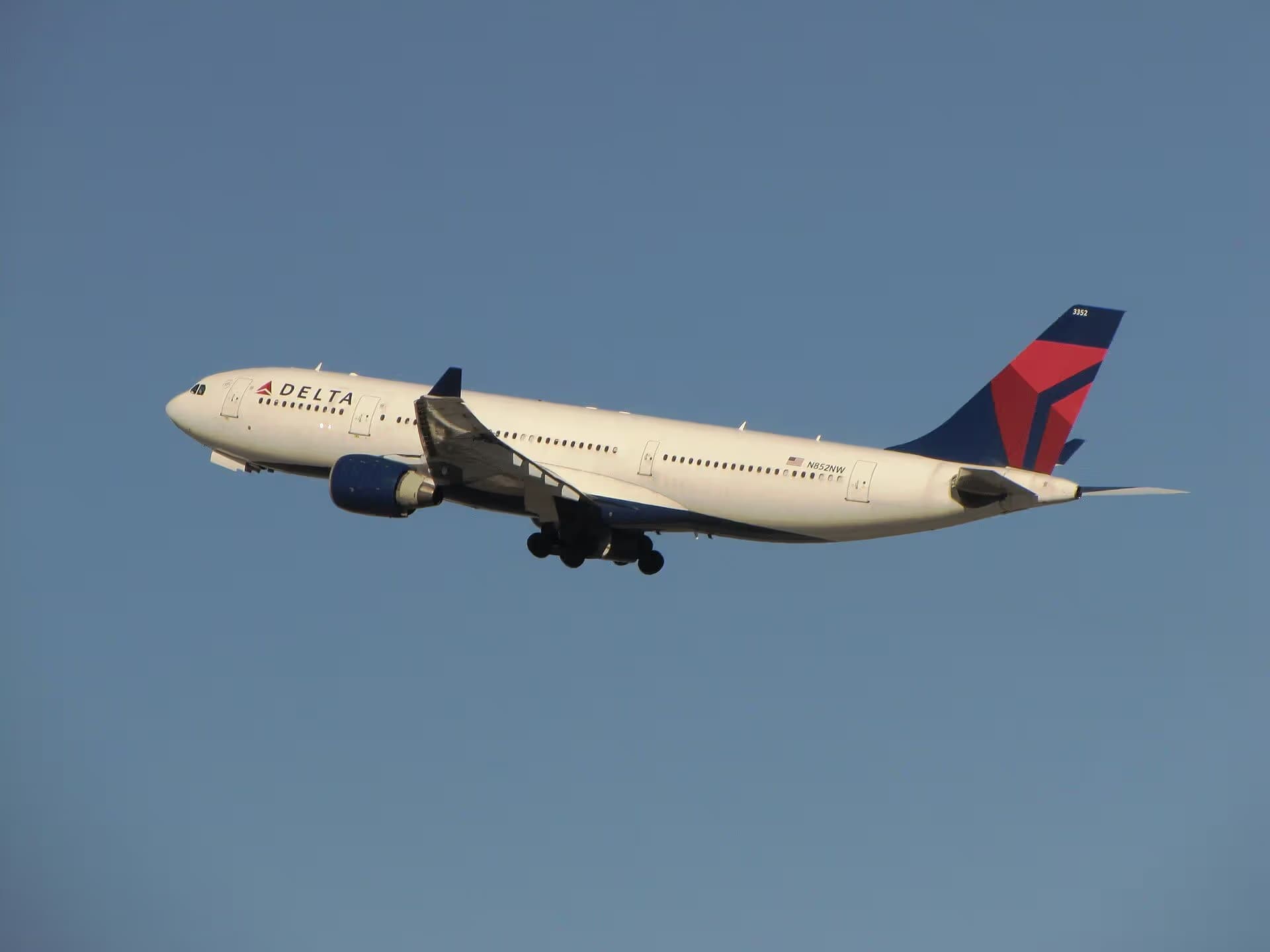 N852NW — Airbus
