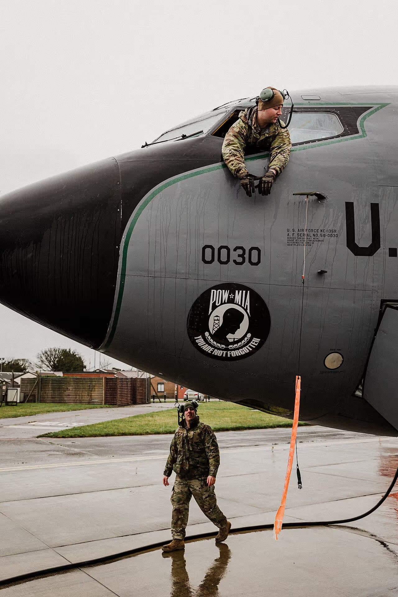 Unidentified — Aircraft