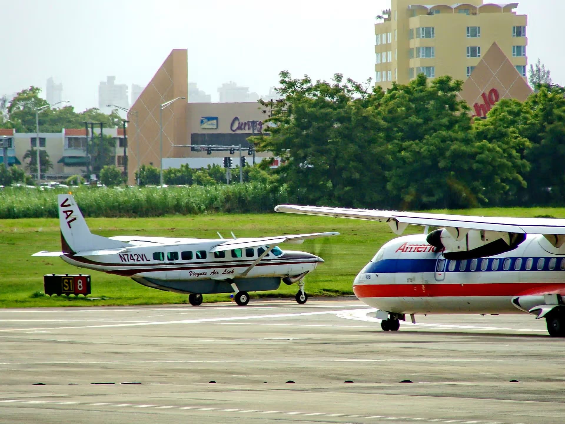 N742VL — Aircraft
