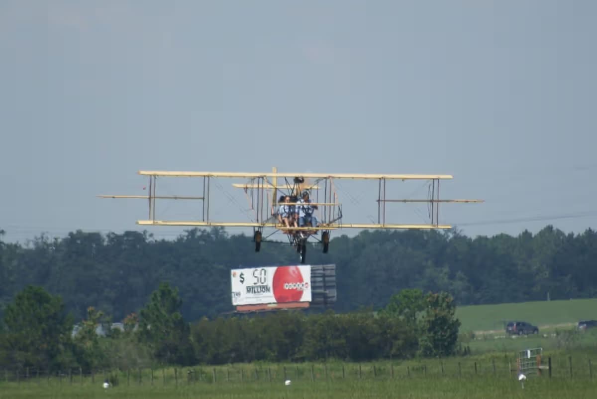 Unidentified — Aircraft