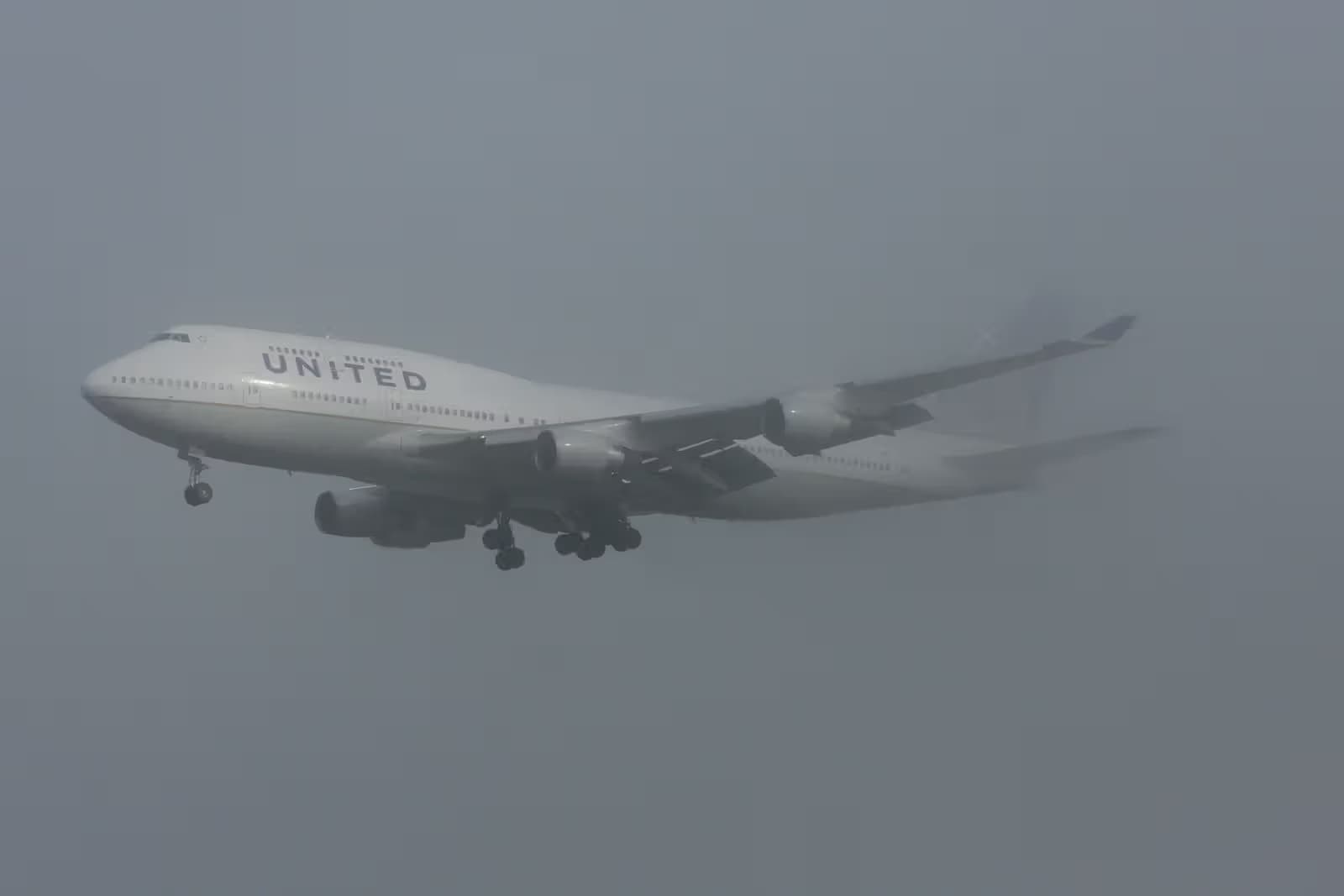 N118UA — Boeing