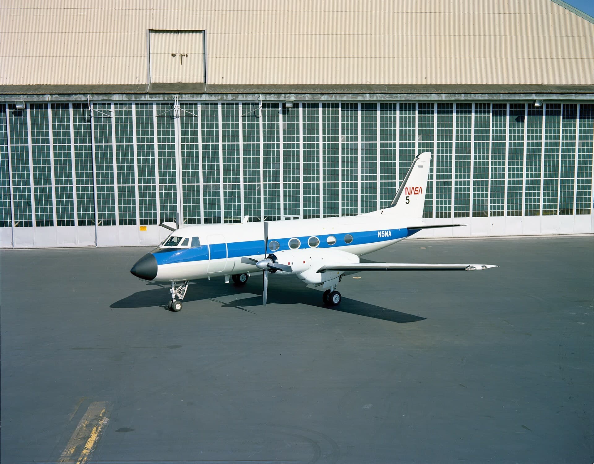 N5NA — Gulfstream