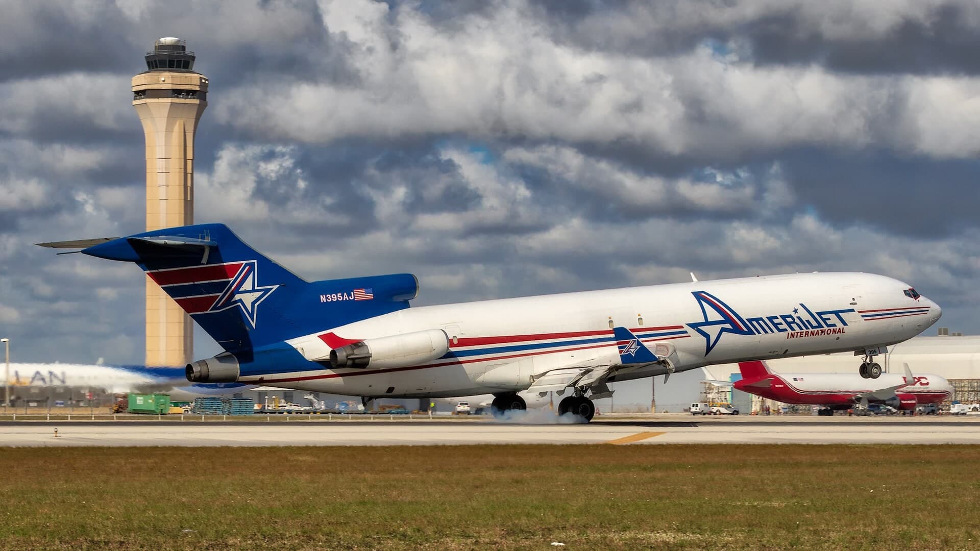 N395AJ — Boeing