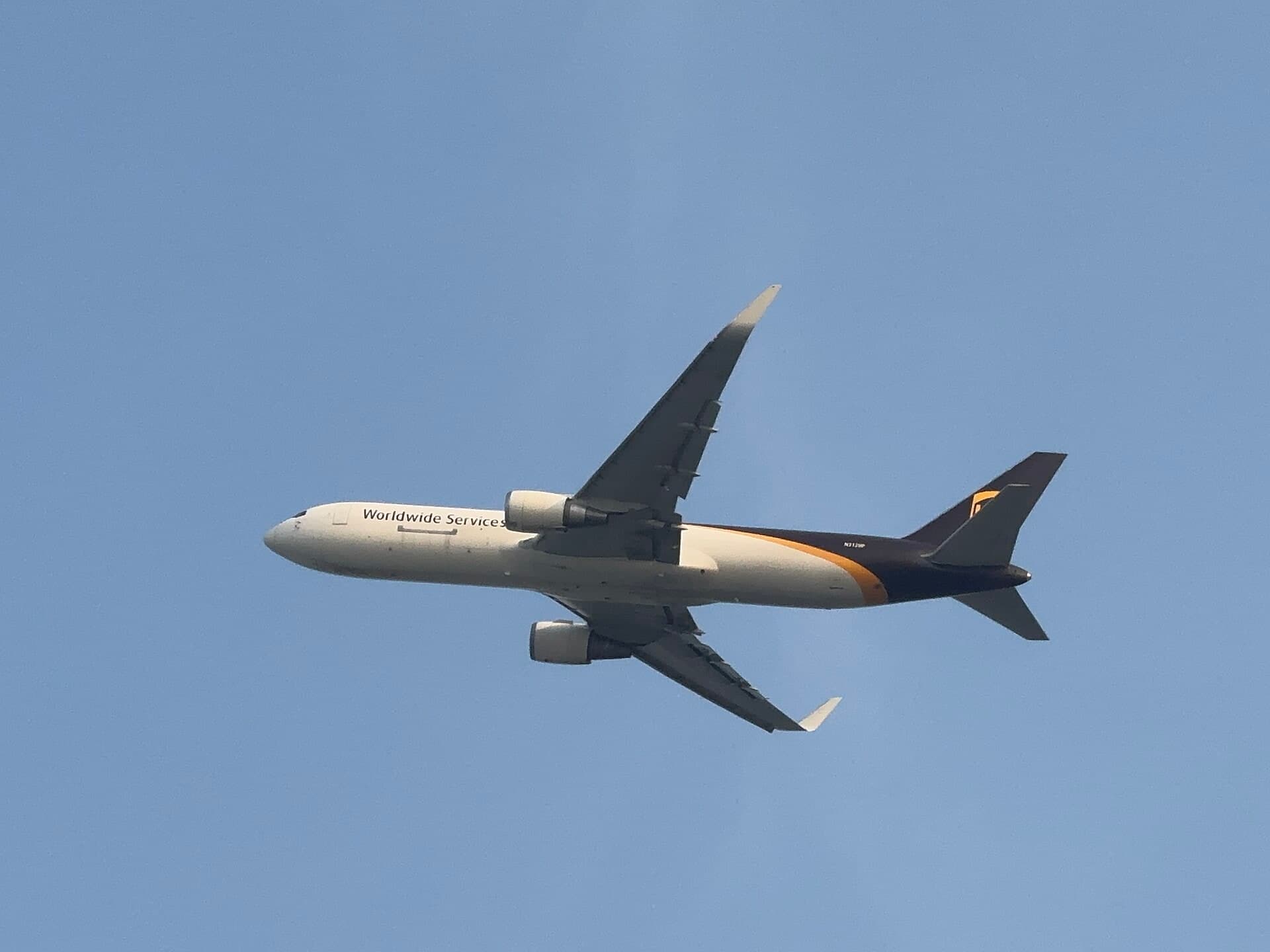 N312UP — Twin-engine aircraft
