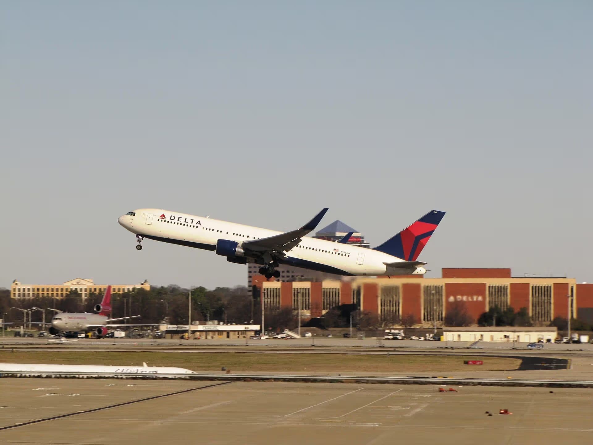 N196DN — Boeing